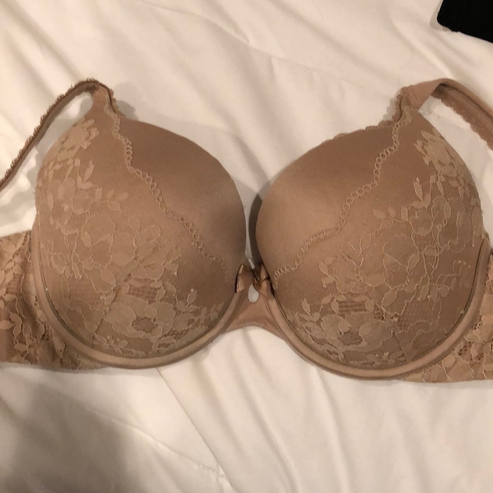 VS Body by Victoria Perfect Shape size 32 DD